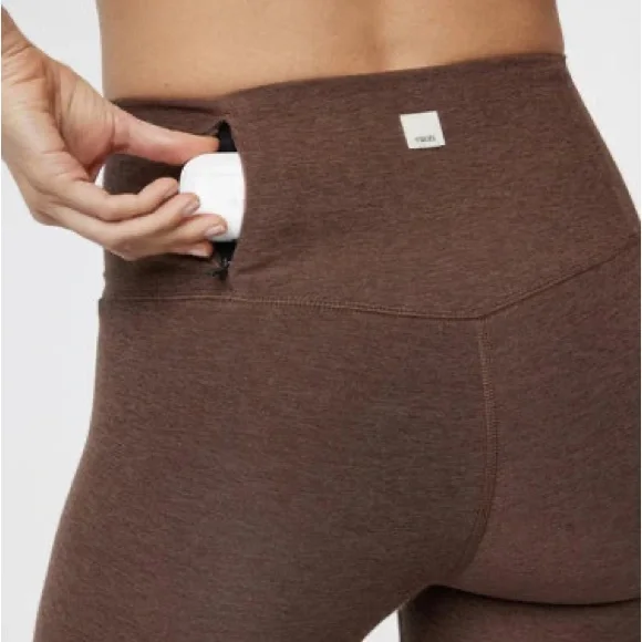 Vuori brown workout set - Picture 2 of 9